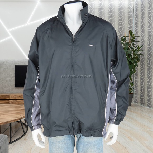 Men's Nike lightweight Black & Gray Track Nylon Windbreaker Jacket L